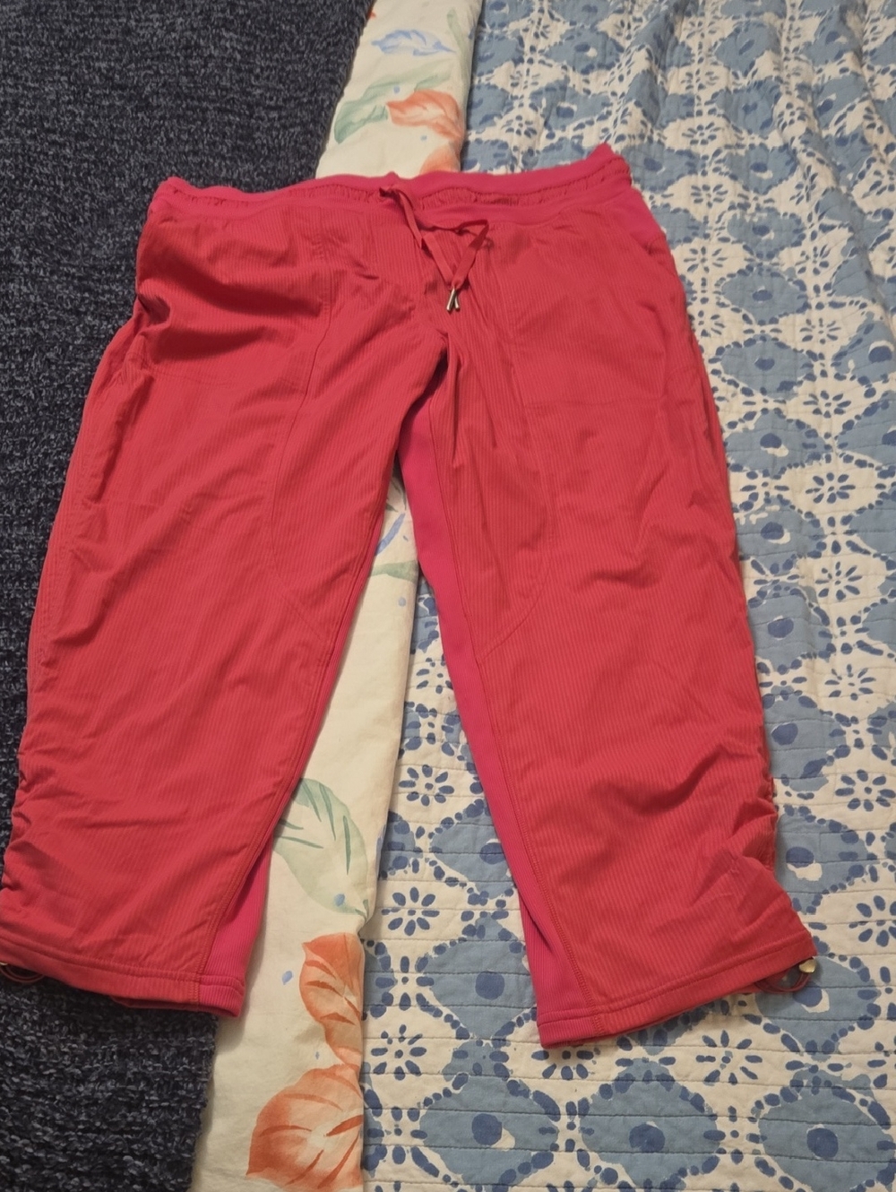 lululemon athletica Dance Studio Cropped Active Pants Raspberry
